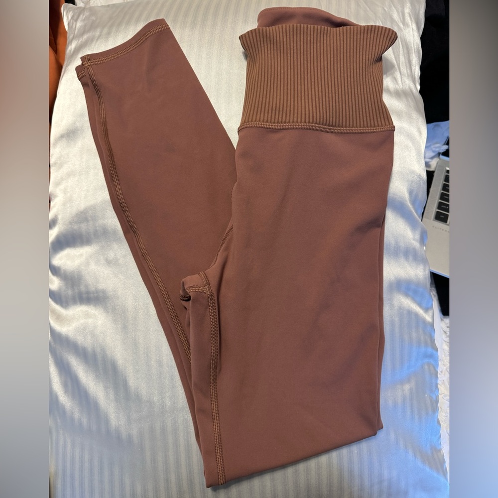 Vuori Leggings (Mauve, Small)